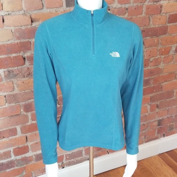 The North Face Jackets & Blazers - SALE 🎁The Northface fleece size medium